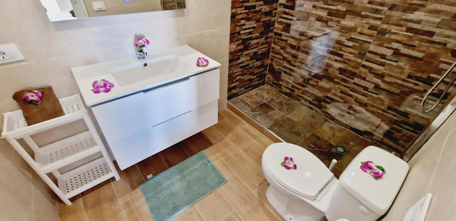 Σπίτι διακοπών Amazing New Apartment With 4 Bedroom In Las Vistas Guincho  Ισπανία